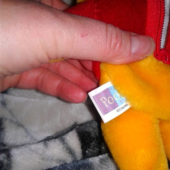 SOLD Mini Winnie the Pooh Wristlet/Keychain - Picture 5 of 8